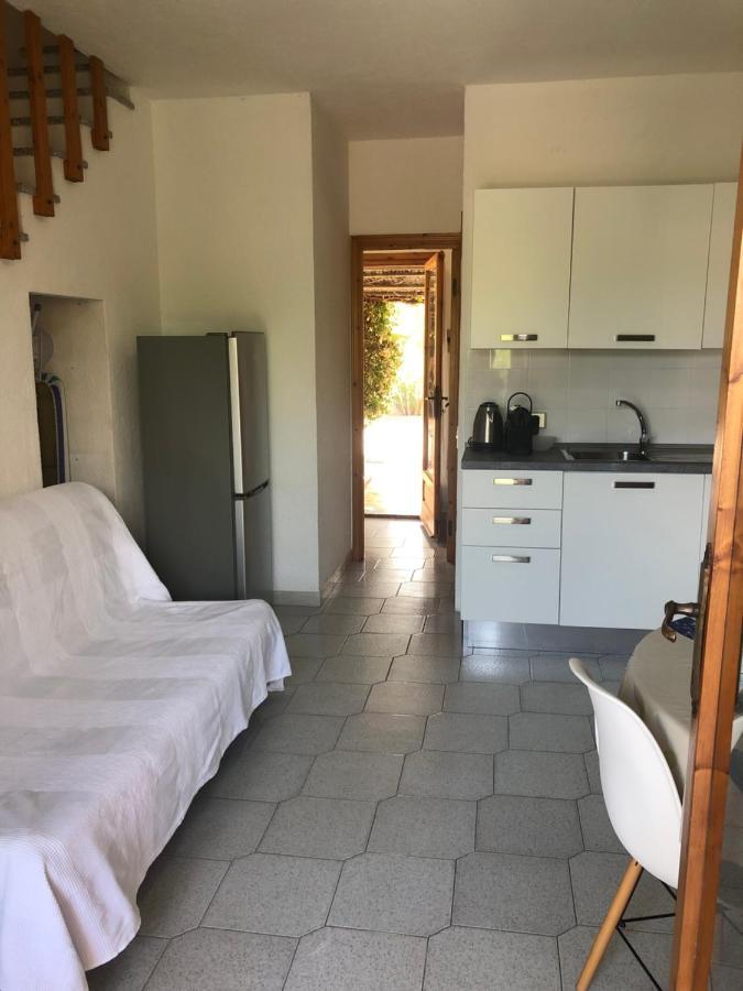 Appartamento San Teodoro centro e La Cinta Esterno foto